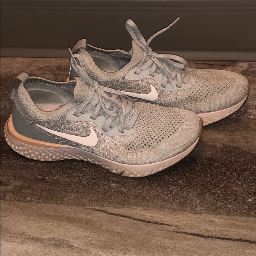 Nike Flyknit Tennis Shoes, Mint & Pink, Size 6.5